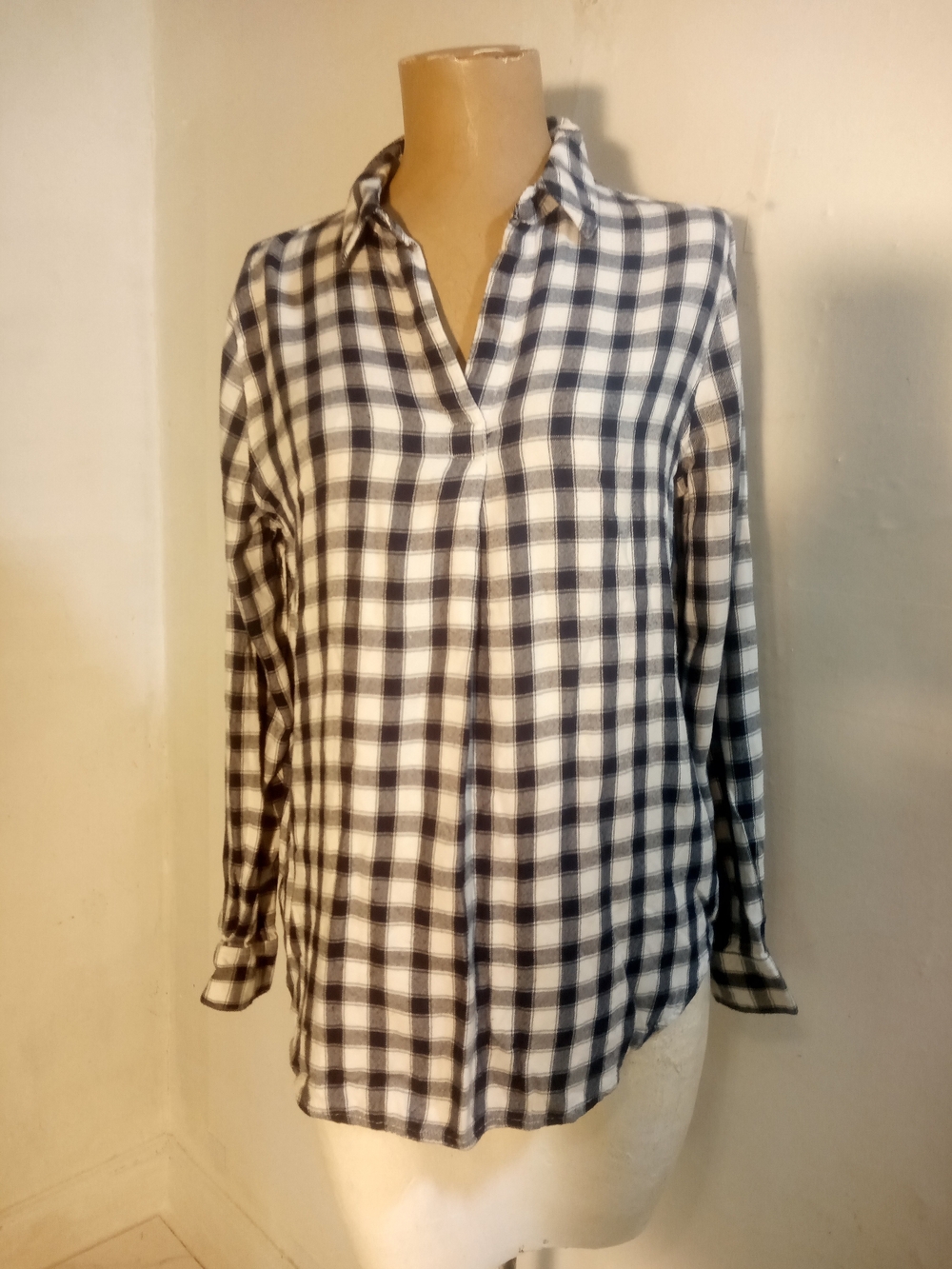Banana Republic Black and White Plaid Button-Down Shirt